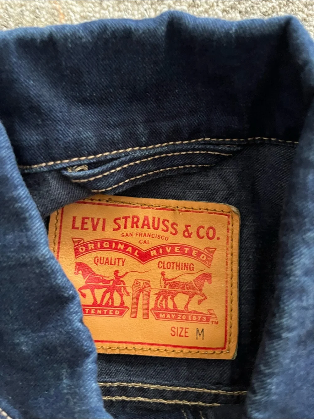 Levi's Dark Indigo truckers Work Jacket - Picture 2 of 8